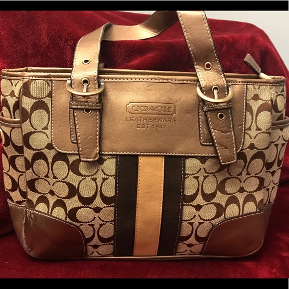 Coach Handbags - Coach purse